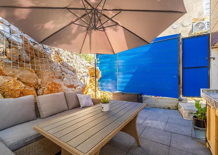 Casa de Férias Cozy Seafront Ii Omišalj