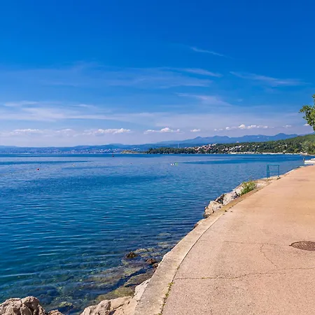 Prázdninový dům Cozy Seafront Ii *